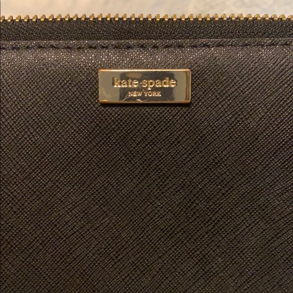 Black Kate spade zip wallet - Picture 4 of 4